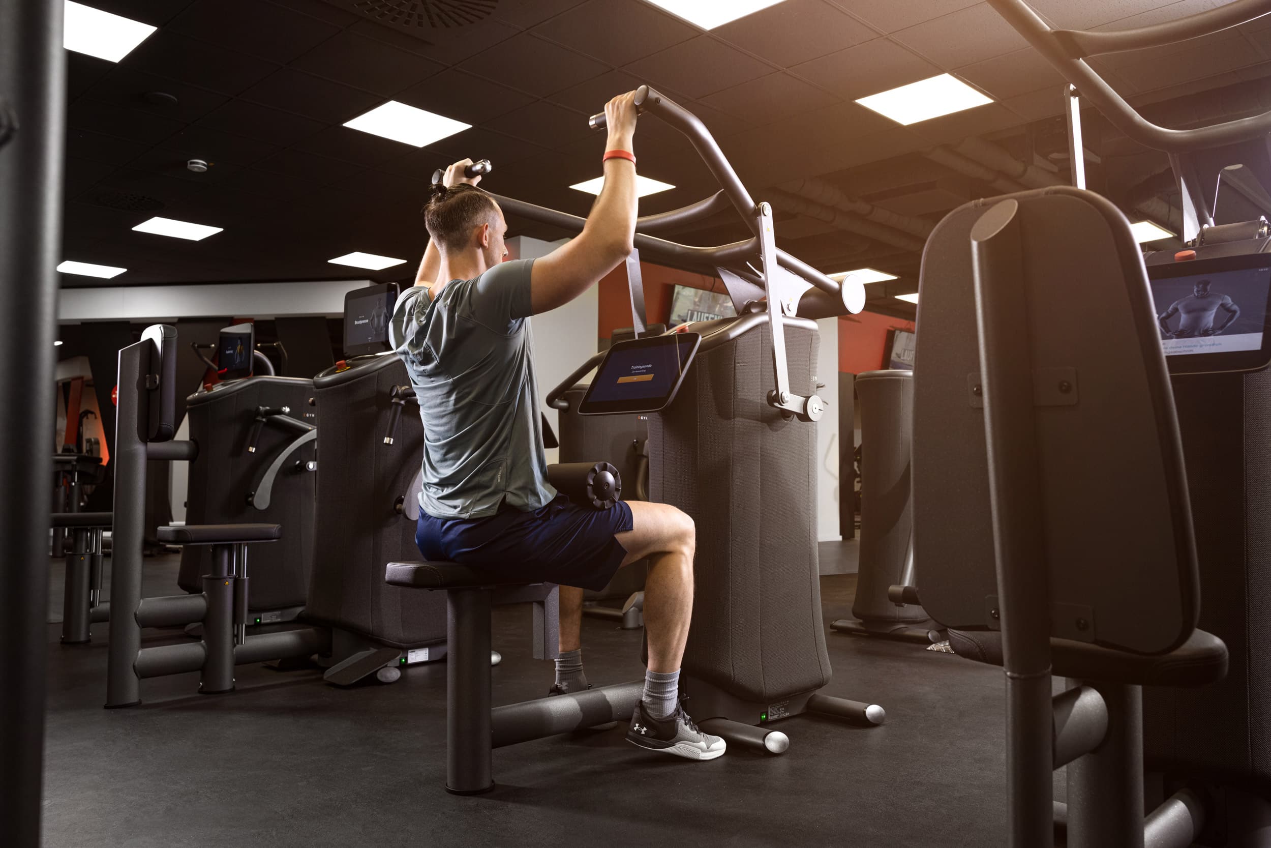 Digital-Fitness-Floor-EGYM-Bild01