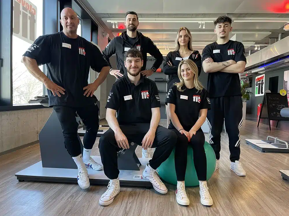 L’équipe d’entraîneurs du clever fit Aarau se réjouit de ta visite !